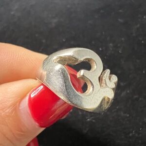 925 STERLING SILVER HEART RING